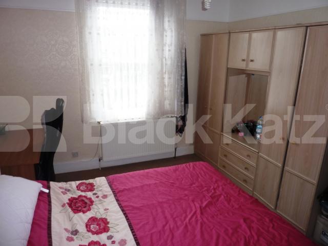 Spacious three double bedroom house in a great location  Tabley Road, Holloway